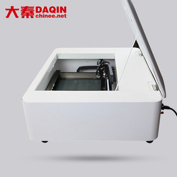 Co2 30w محافظ صفحه نمایش لیزر ماشین برش برای تلفن همراه / دوربین / تبلت