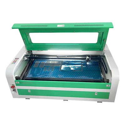 Daqin 1300W دستگاه برش لیزری تولید کننده